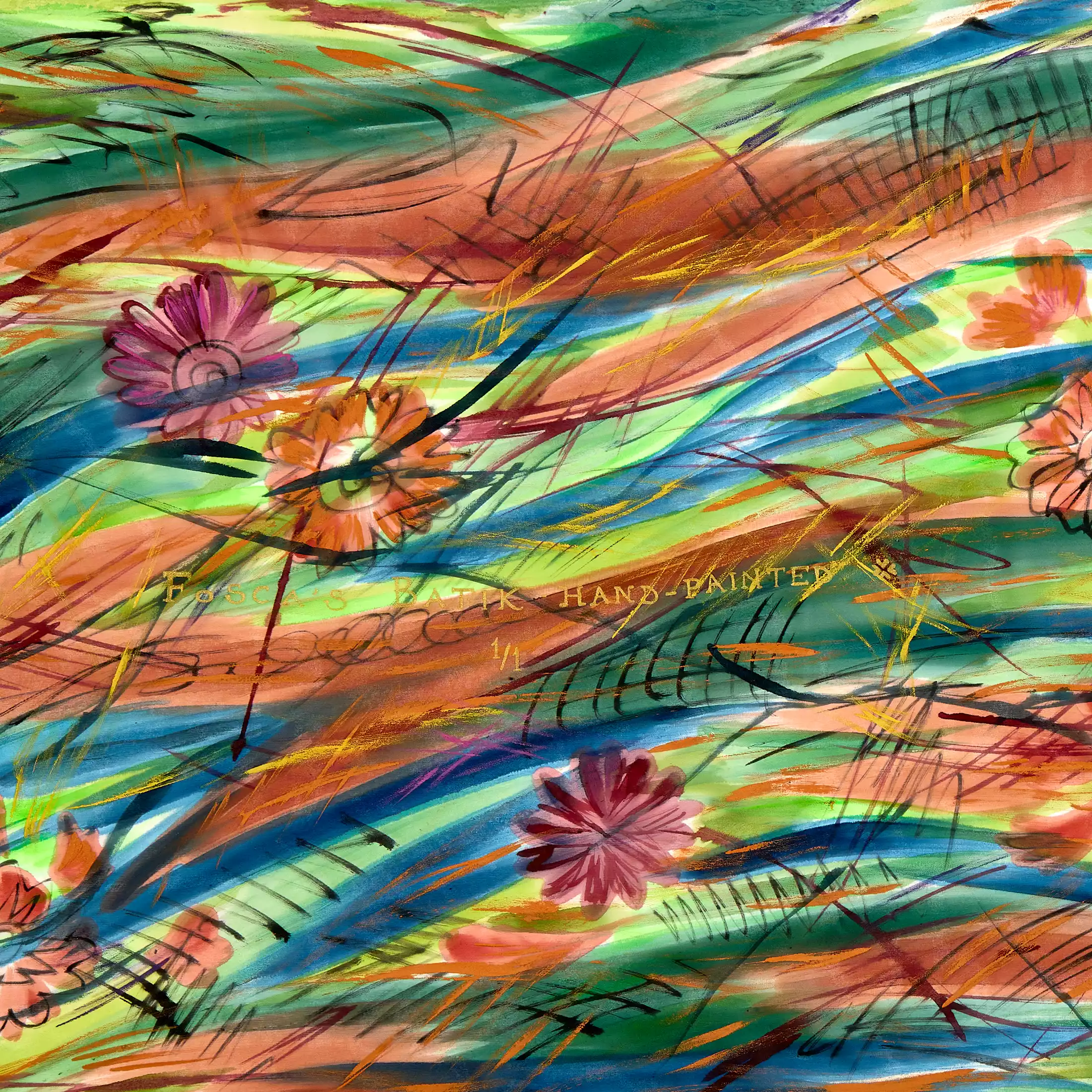 Un dettaglio della stola da donna in seta dipinta a mano “As a child” di Fosca’s Batik